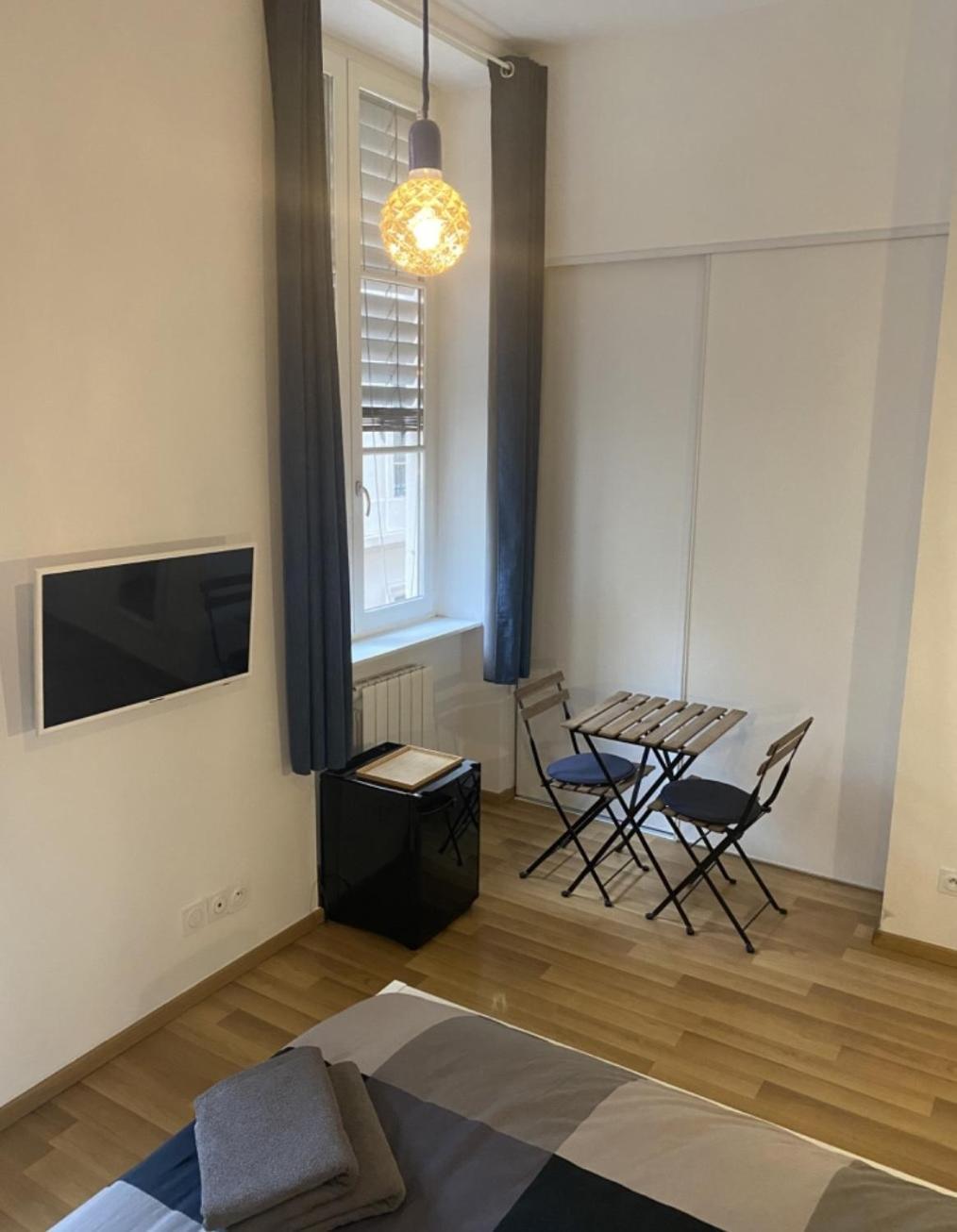 Chambre Confort Centre Ville Chez L'Habitant Лион Экстерьер фото